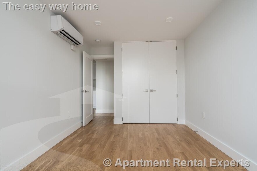 Building Photo - 334 Harvard St