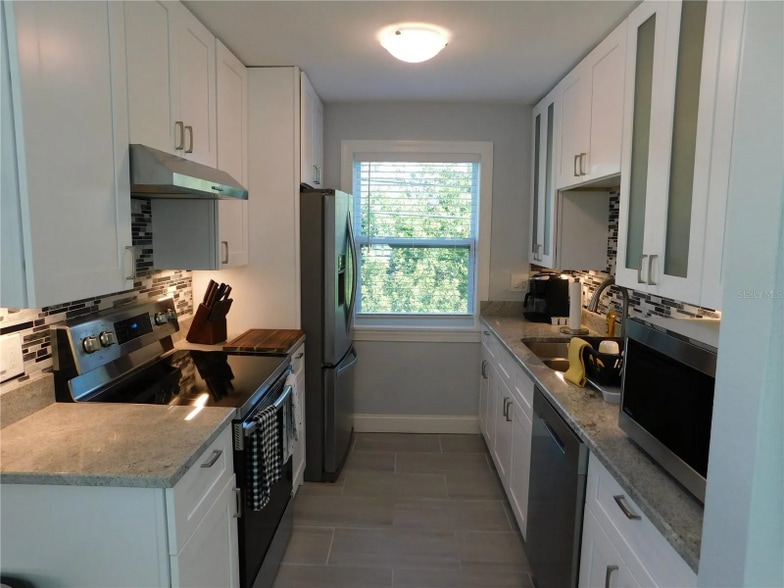 Primary Photo - 5005.5 5th Ave S