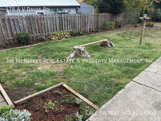 Building Photo - 178 A V Davis Rd