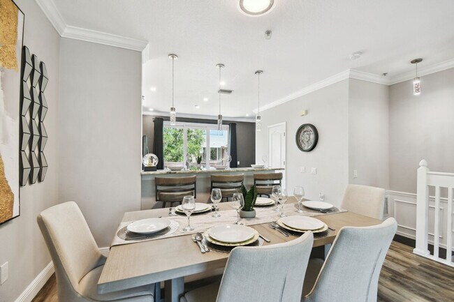 Building Photo - 3174 Bayshore Oaks Dr