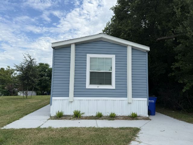Building Photo - 2055 Bren Mar Ct