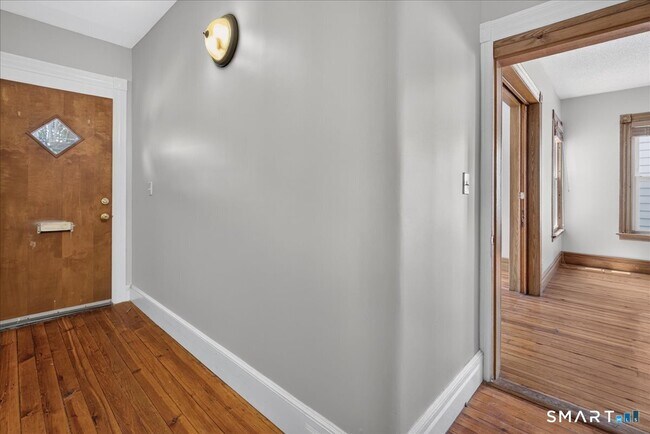 Building Photo - 35 Tilton St