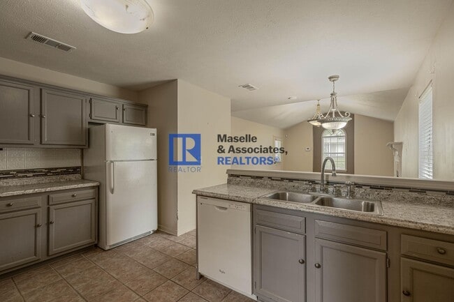 Building Photo - 2 Bed/1 Bath in Barnett Bend in Brandon