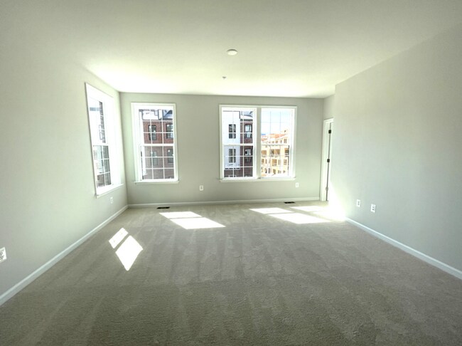 Building Photo - 13327 Coalfield Station Ln