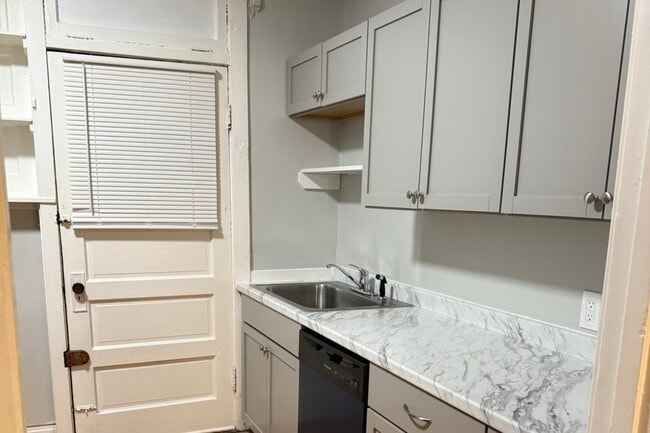 Building Photo - 229 Washington Blvd