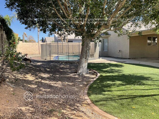 Building Photo - 7940 E Caballero St