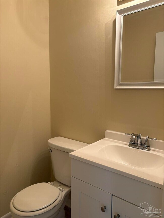 Building Photo - 1361 Stanford Rd