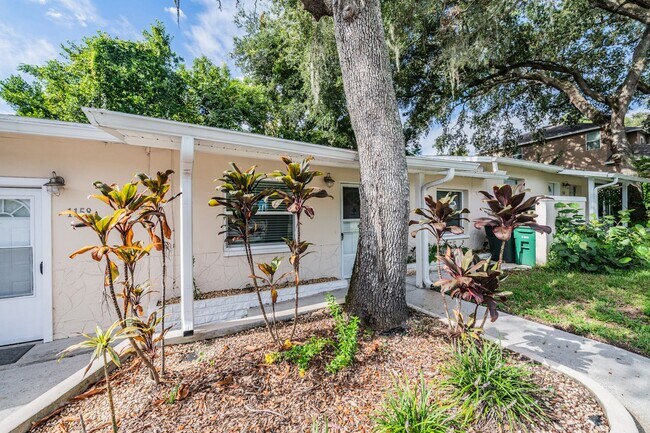 Building Photo - 1158 7th St S