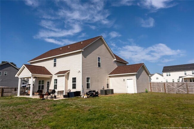 Building Photo - 688 Townsend Rd