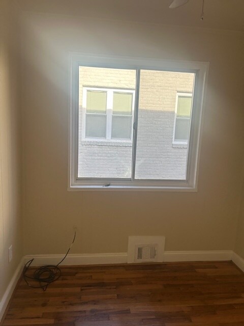 Building Photo - 1549 Fort Dupont St SE