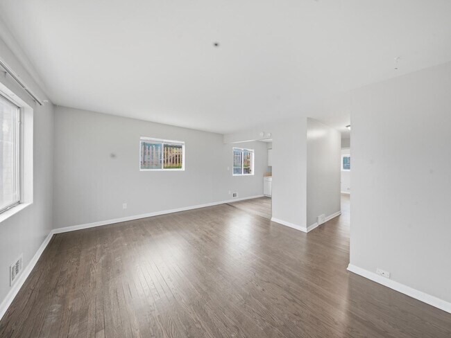 Building Photo - 8641 W Lapham St