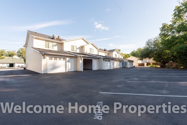 Building Photo - High End Condo Close to Downtown Walla Walla