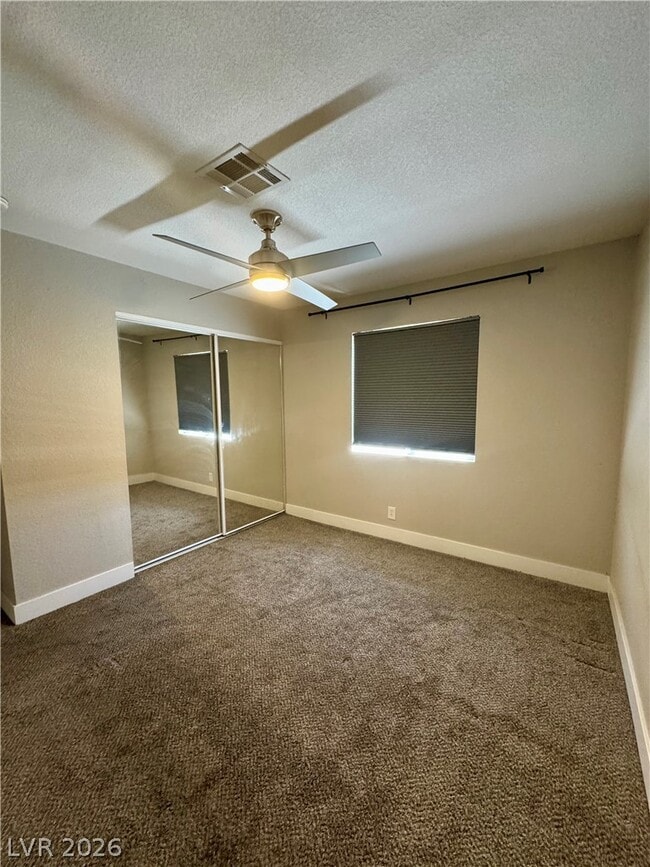 Building Photo - 1400 Oak Rock Dr