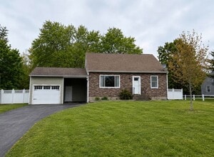 Building Photo - 34 B St