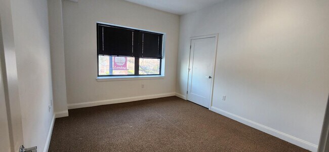 Floorplan - Ten Front