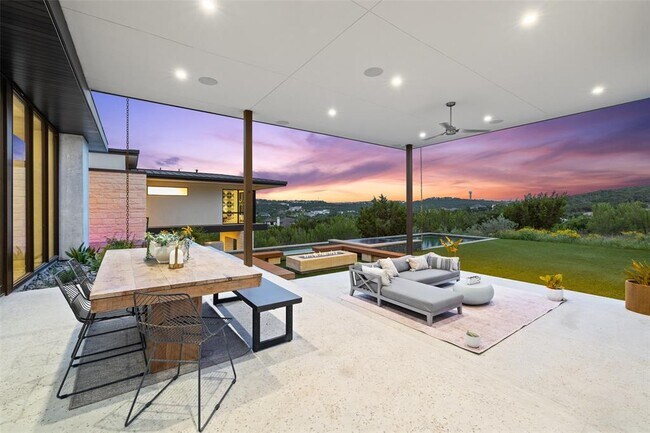 Building Photo - 4202 Serene Hills Dr