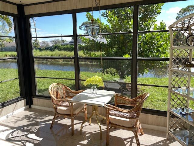 Building Photo - 13664 Coconut Palm Ct