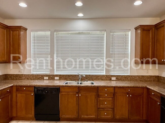 Building Photo - 8926 Spectrum Center Blvd