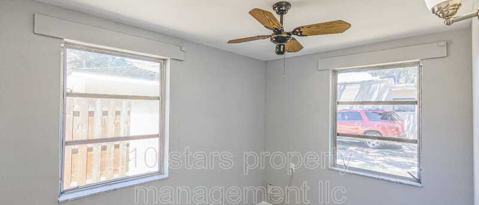 Building Photo - 1521 41st Ave N