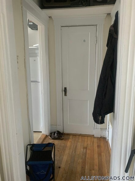 Building Photo - 28 Quint Ave