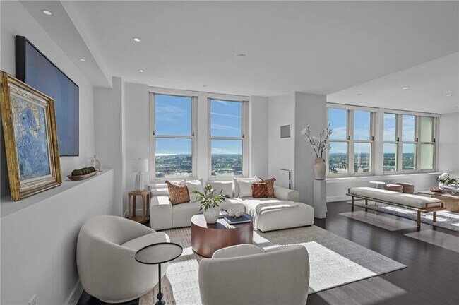 Building Photo - 1 W Exchange St