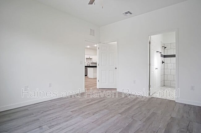 Building Photo - 308 Pearl St