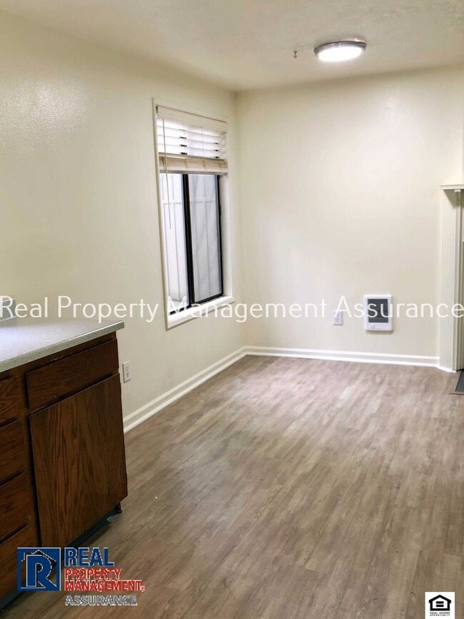 Building Photo - 7081 SW Montauk Cir