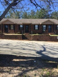 Building Photo - 2830 Lumpkin Rd