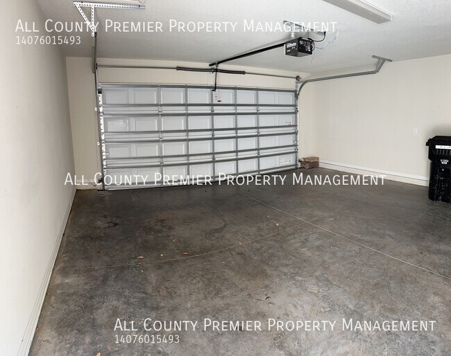 Building Photo - 12034 Lorenza Ln