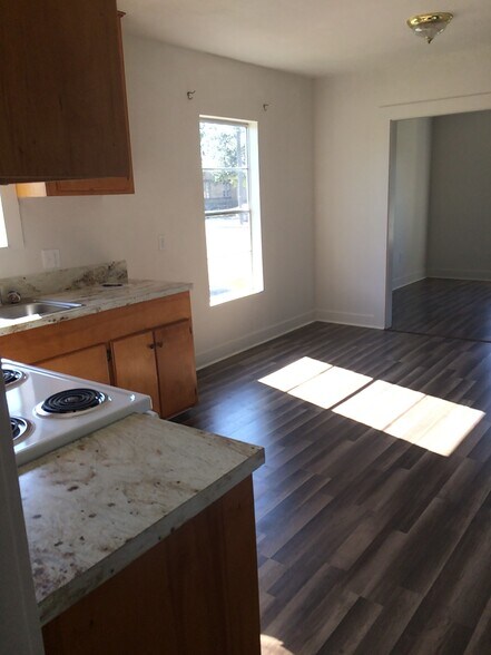 Kitchen/Dining Room - 700 N Tyler