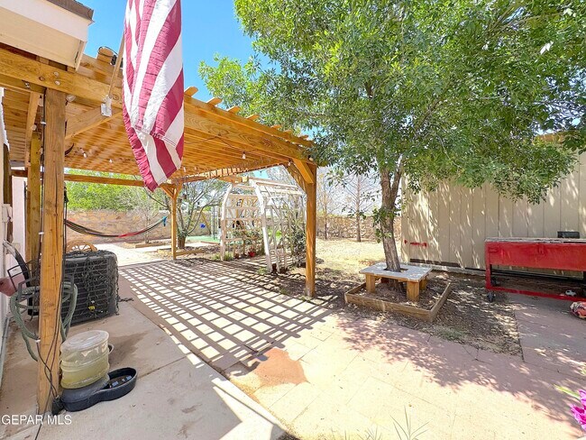 Building Photo - 14309 Desert Orchid Dr