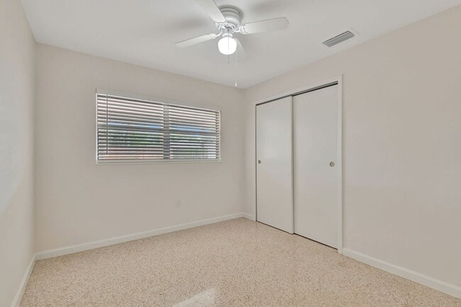 Building Photo - 4714 W Vasconia St