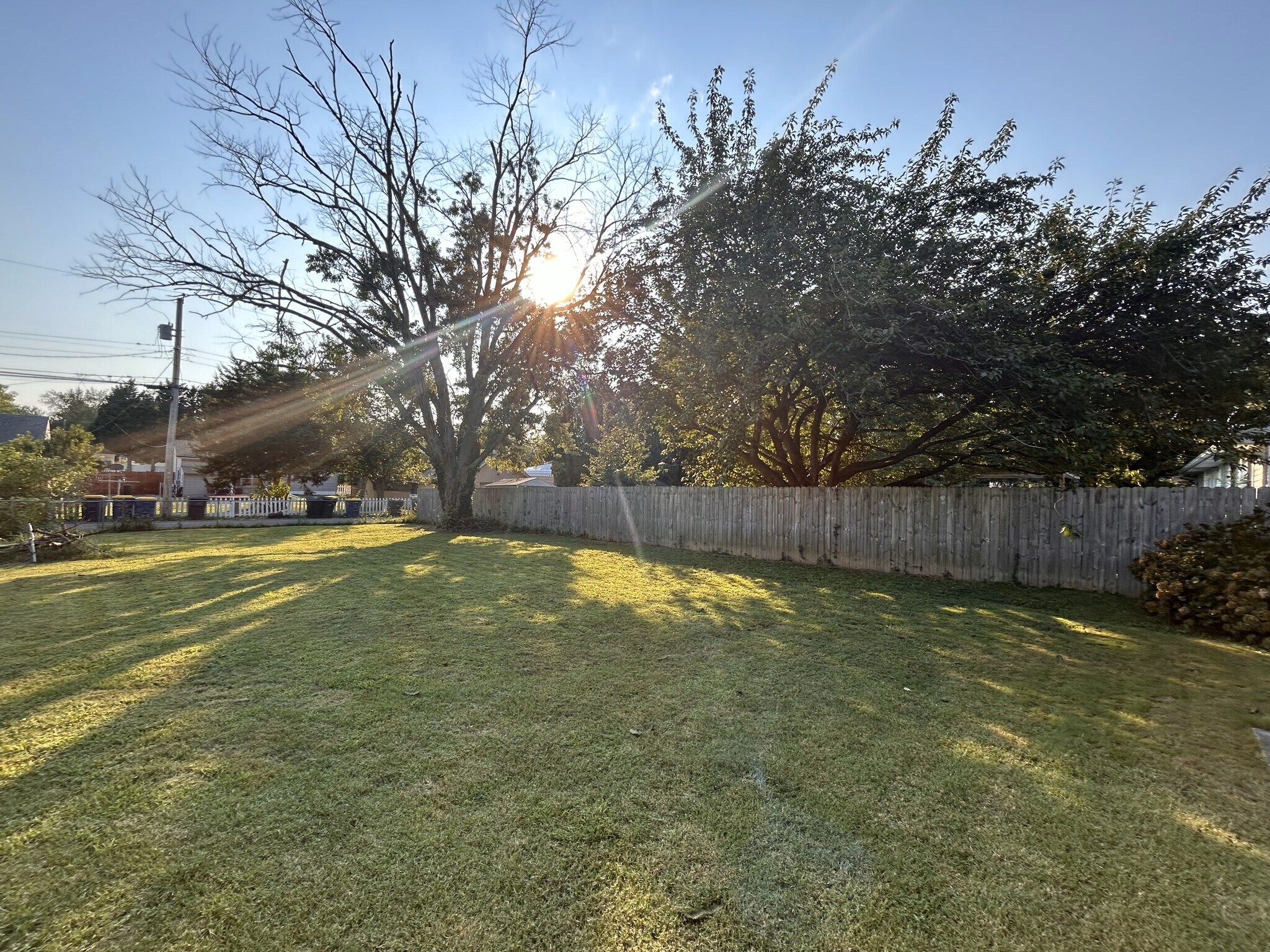 Building Photo - 96 N Halsey Rd