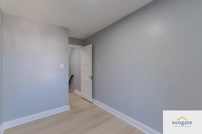 Building Photo - 105 Upmanor Rd