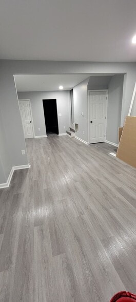 Living Room - 518 George St