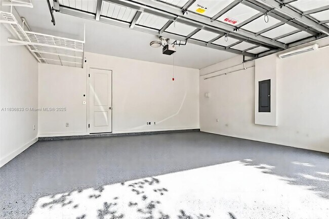Building Photo - 115 SW 127th Terrace