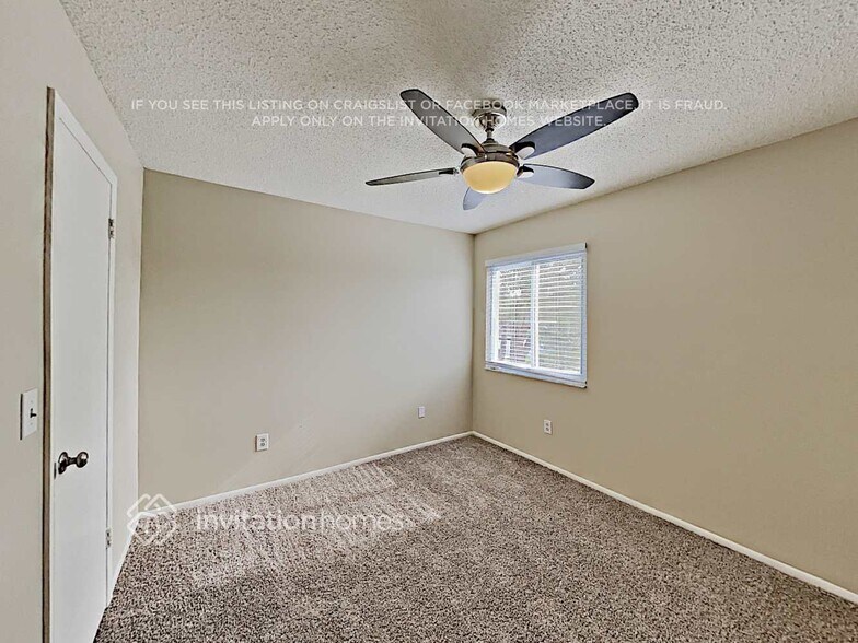 Building Photo - 562 Cidermill Pl
