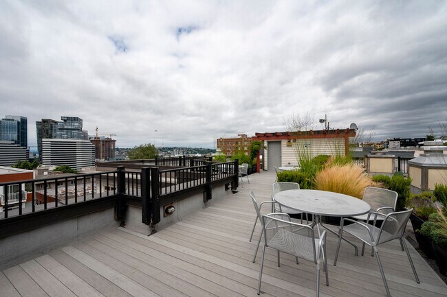 Building Photo - 1610 Belmont Ave