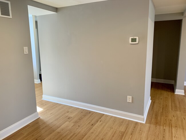 Ground Level Dining Room - 7359 Hickory Log Cir