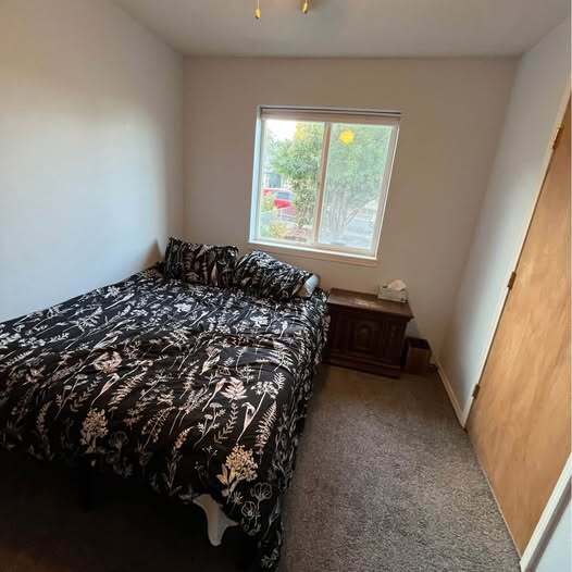 Building Photo - 1701 E Boone Ave