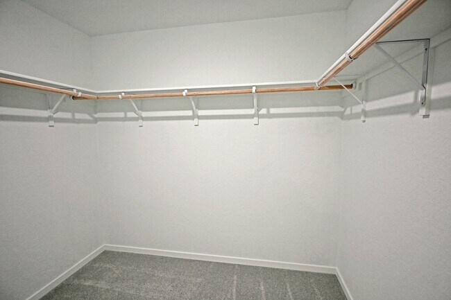 Building Photo - 1808 Stonechat