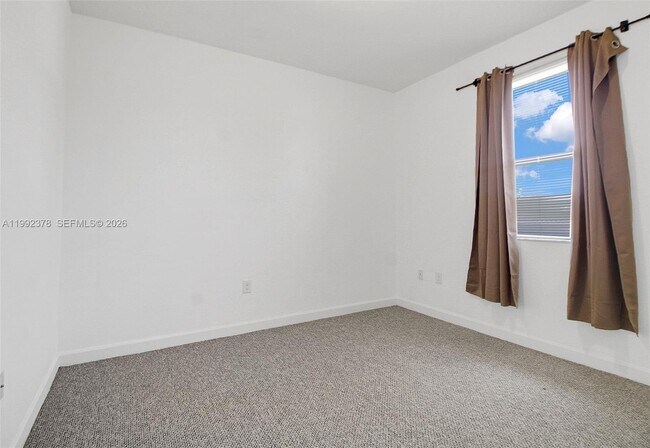 Building Photo - 15267 SW 173rd Ln