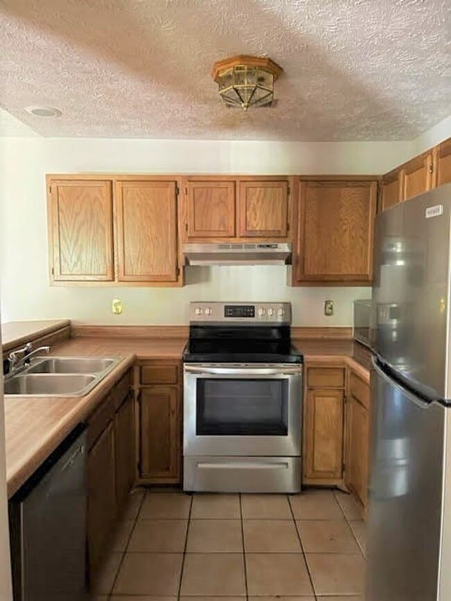 Building Photo - Briarcliff Condos