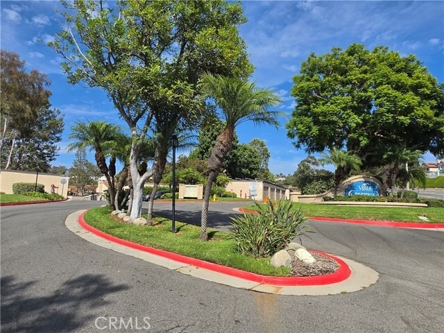 Building Photo - 1072 Calle Del Cerro