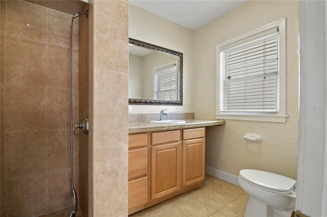 Building Photo - 689 Overspin Dr