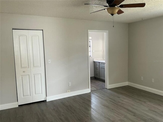 Building Photo - 3177 Whispering Dr S