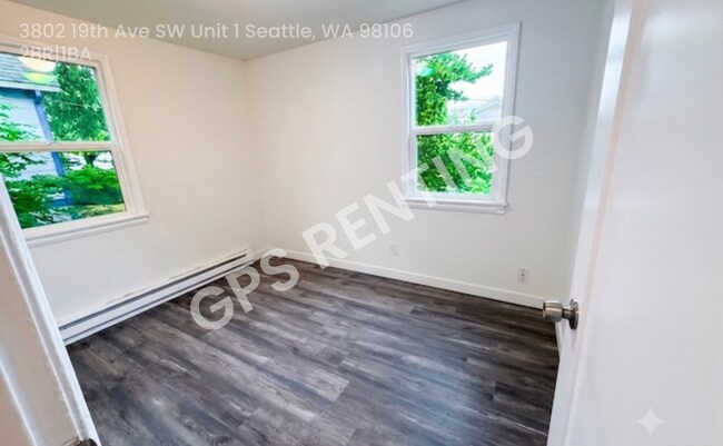 Building Photo - 3802 19th Ave SW