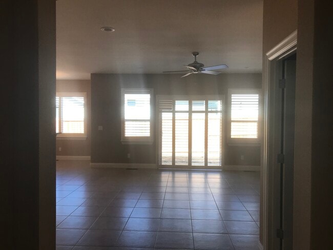 Building Photo - 1355 Cedar Creek Cir