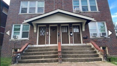 Building Photo - 3694 Montana St