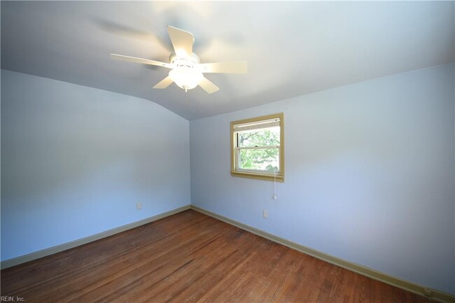 Building Photo - 8356 Cape View Ct